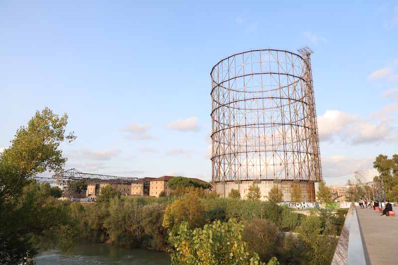 Gazometro di Ostiense: Dal Passato Industriale al Cuore Culturale di Roma